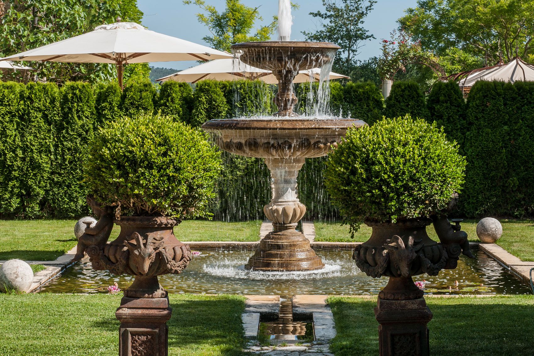 Borgo Santo Pietro - Garden tours