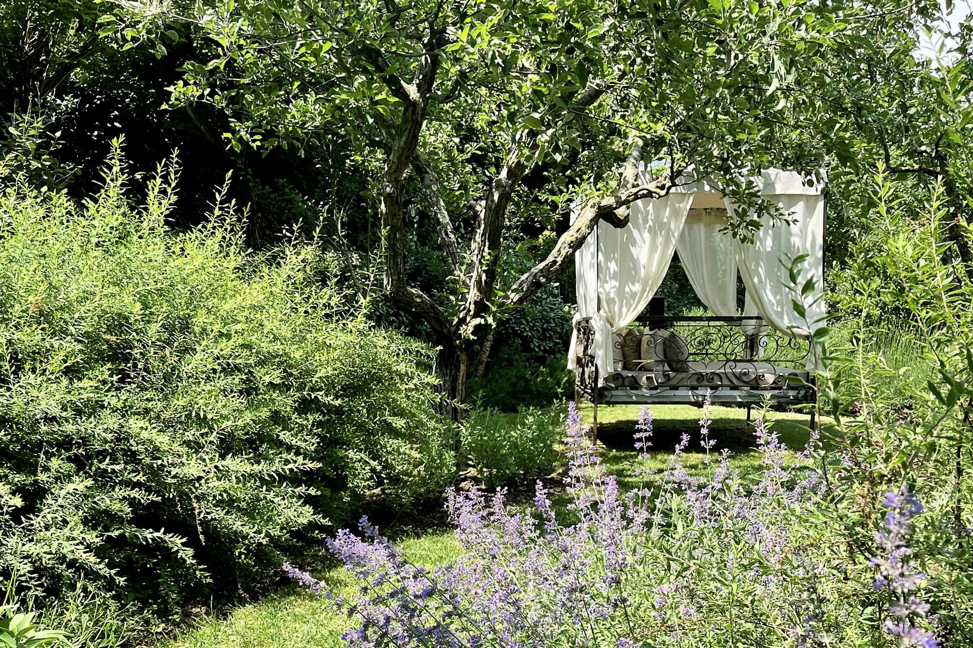 Borgo Santo Pietro - Garden tours